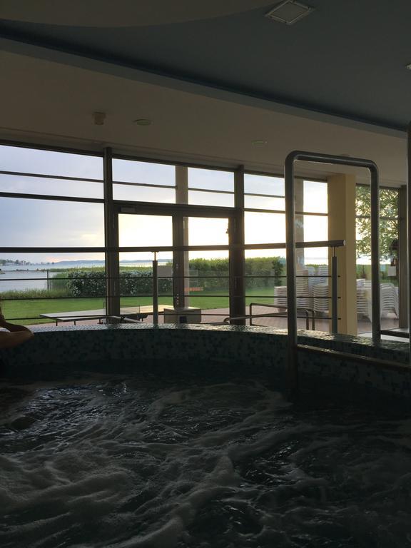 Club 218 Wellness Petra Apartman Siófok Eksteriør bilde